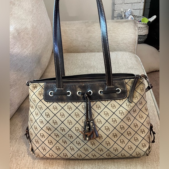 Vintage Dooney and Bourke brown canvas and leather purse - Picture 2 of 10